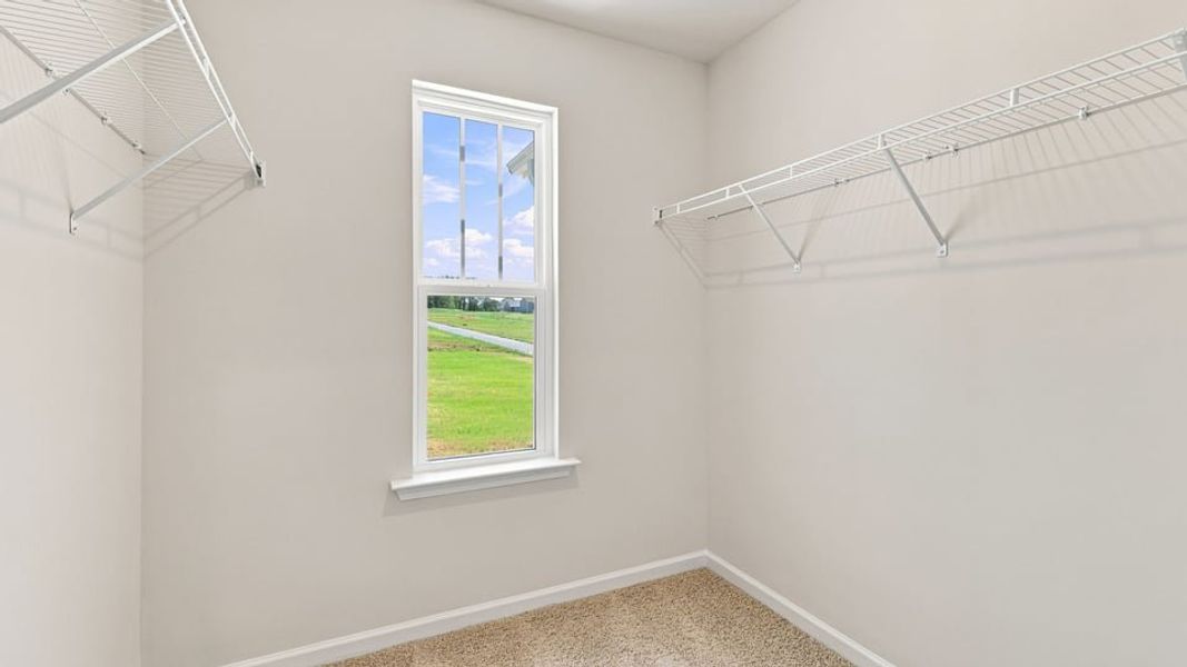 Spacious, unfurnished interior of a new home in Baxter Village, Boiling Springs (Image 28).