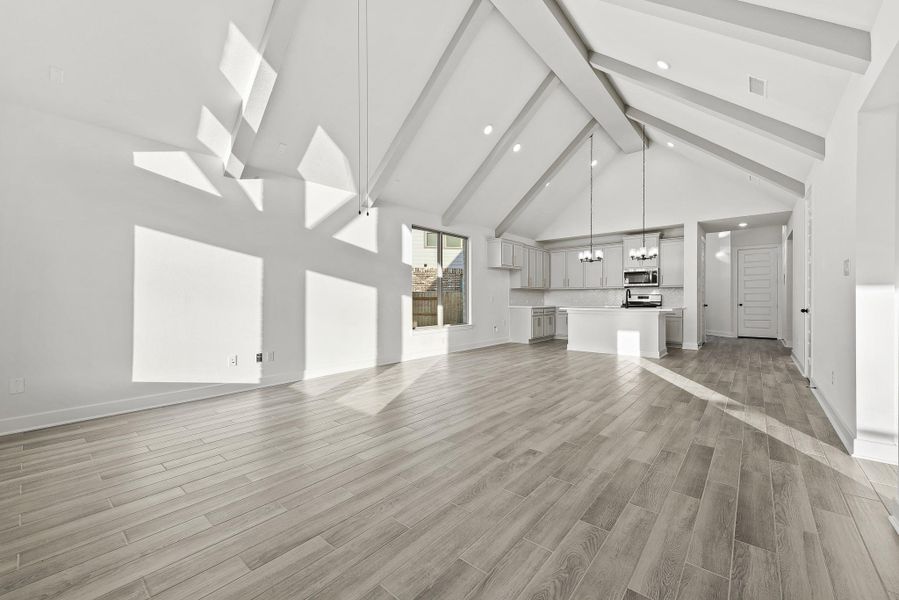 Representative image. Features, specifications, selections and colors may vary. Representative image. Features, specifications, selections and colors may vary.