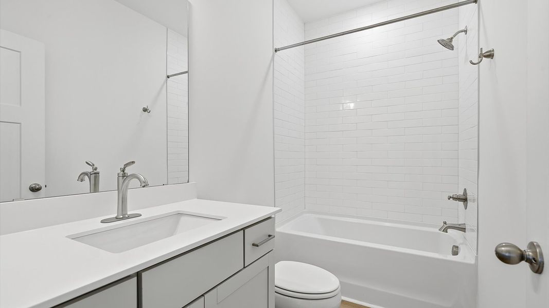 Well-appointed full bath with high standards of craftsmanship and everyday function