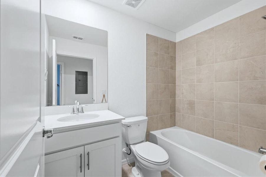 Furnished interior view inside a new home in , Venice (Image 10).