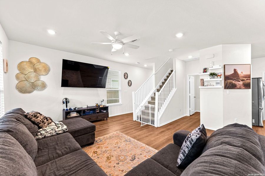 Furnished interior view inside a new home in Berry Springs, Georgetown (Image 12).