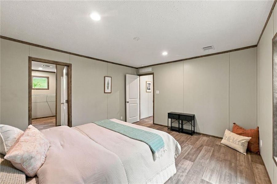 Furnished interior view inside a new home in , Clarkesville (Image 9).