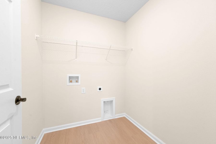 Furnished interior view inside a new home in , Green Cove Springs (Image 15).