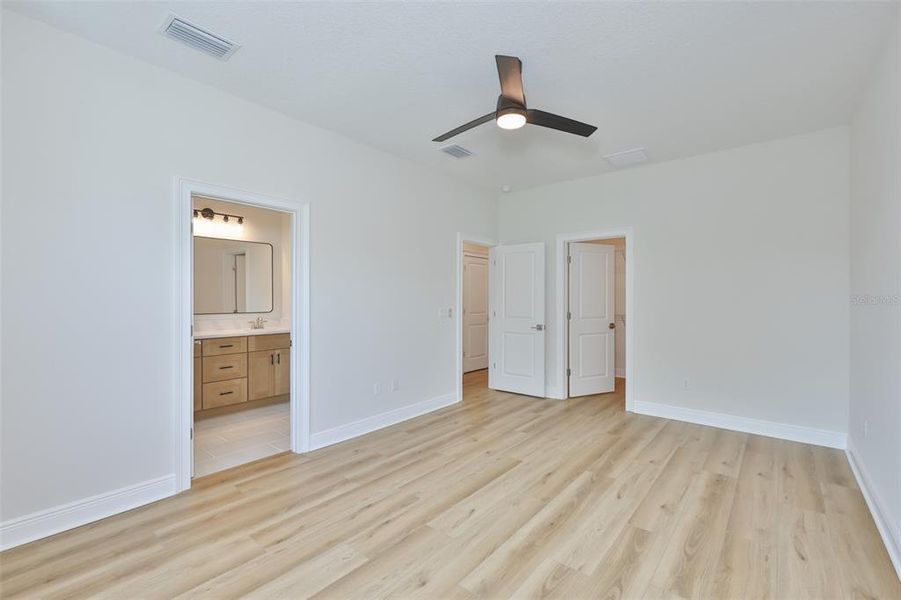Spacious, unfurnished interior of a new home in , Tampa (Image 29). Spacious, unfurnished interior of a new home in , Tampa (Image 29).