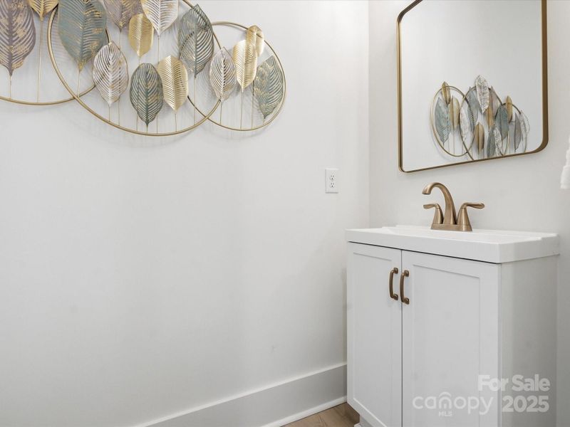 Image 41 of a home in .