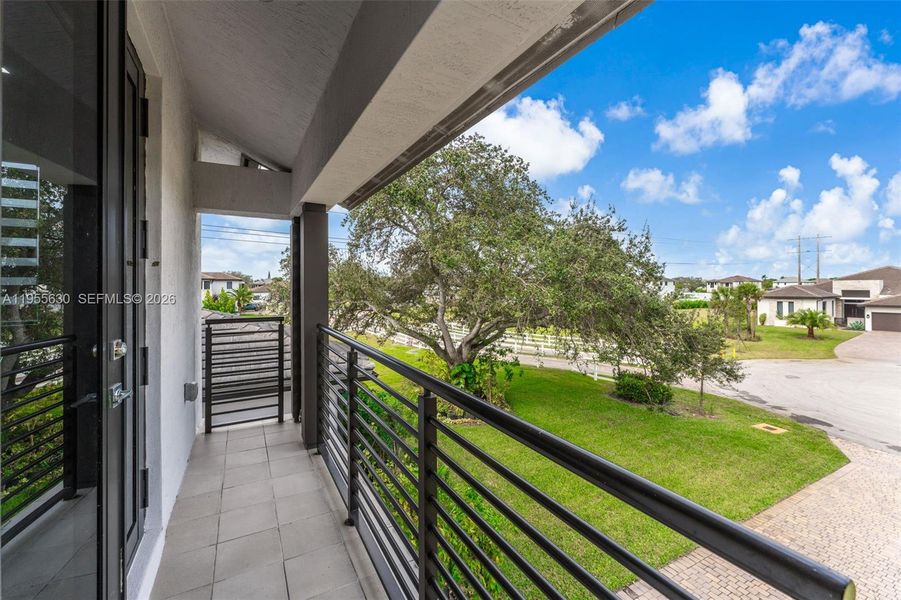 Exterior details and patio area of a home in , Southwest Ranches (Image 26).