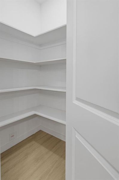Spacious, unfurnished interior of a new home in , Fort Worth (Image 24).
