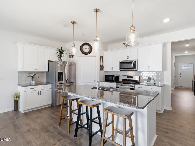 27_img_8246 27_img_8246