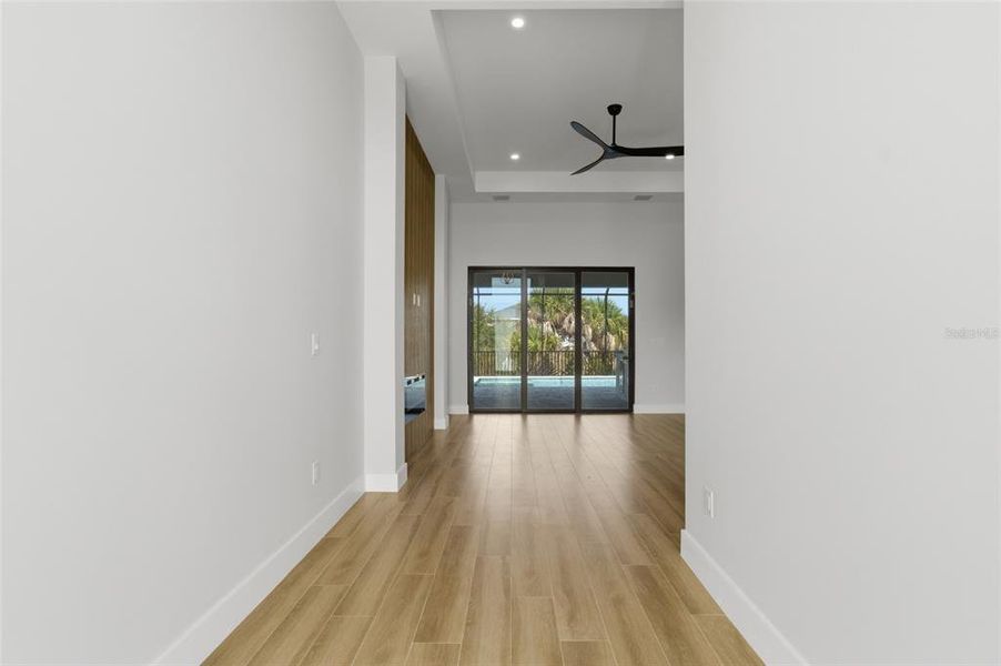 Spacious, unfurnished interior of a new home in , Port Charlotte (Image 50).