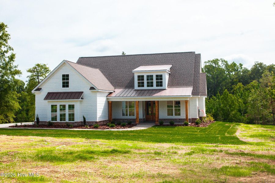 Front exterior of a new home in Marshall Mills, Grovetown, GA, highlighting curb appeal (Image 6). Front exterior of a new home in Marshall Mills, Grovetown, GA, highlighting curb appeal (Image 6).