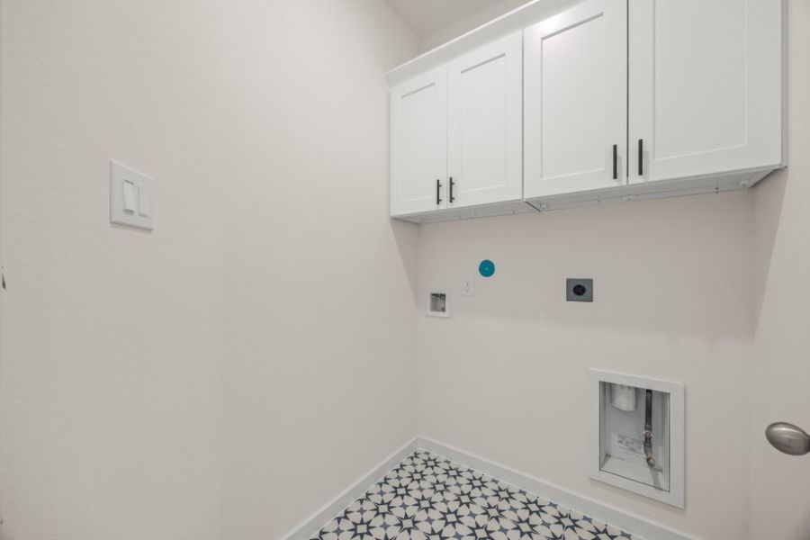 Spacious, unfurnished interior of a new home in Ashland, Houston (Image 22).