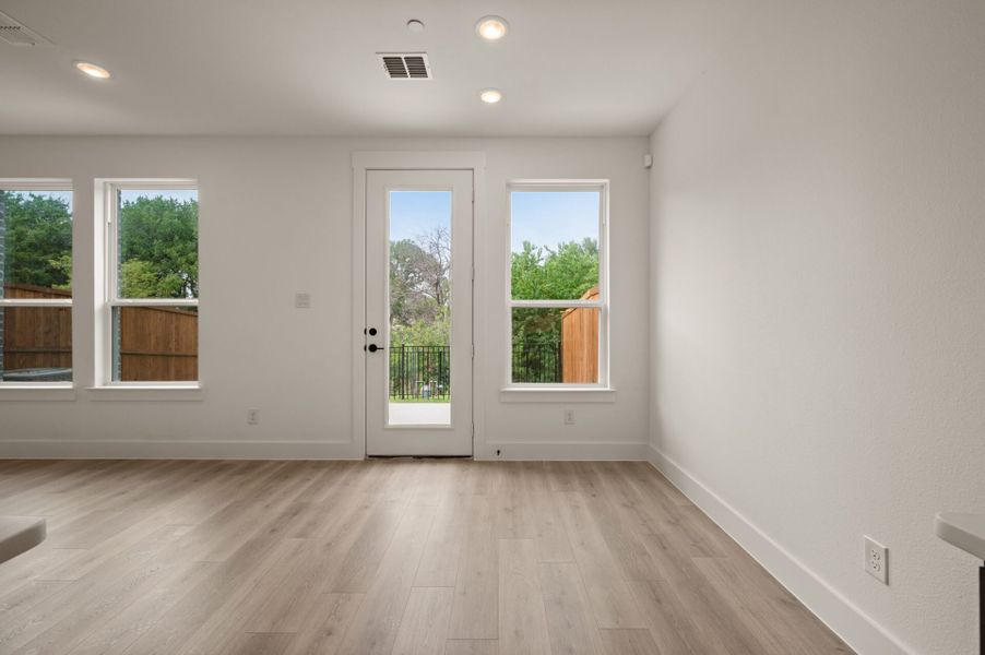 Spacious, unfurnished interior of a new home in Enclave at Chadwick Farms, Northlake (Image 16).