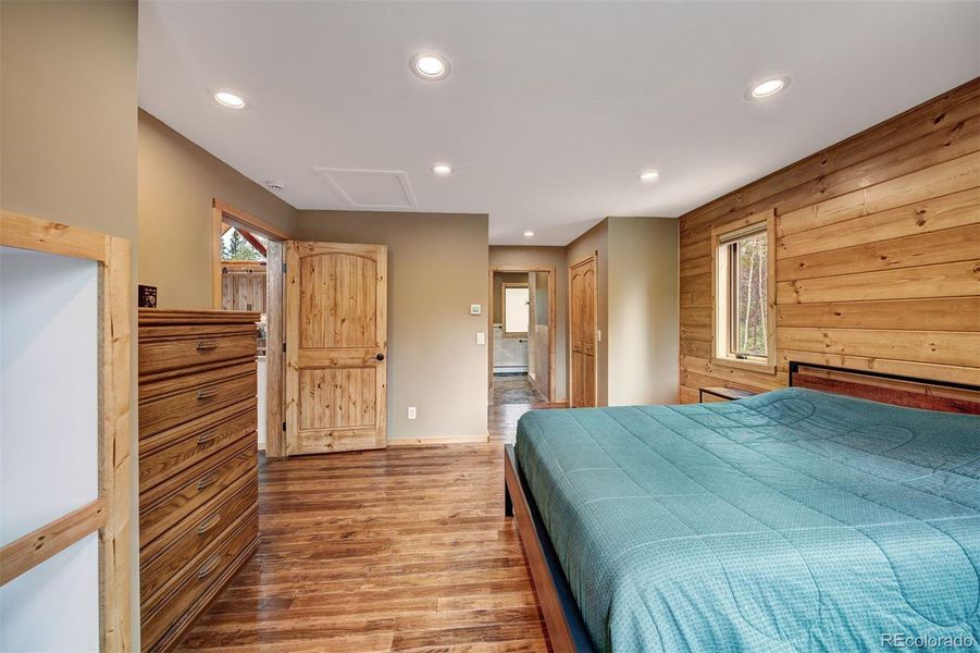 Image 28 of a home in .