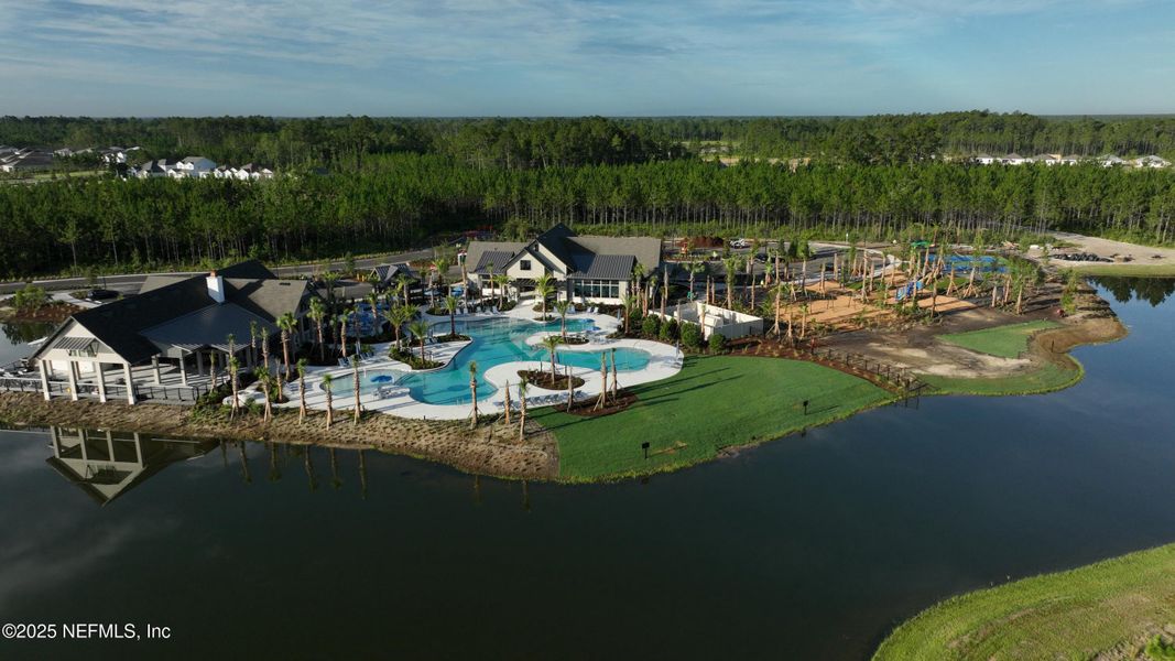 Community amenities in Tributary, Yulee (Image 12).