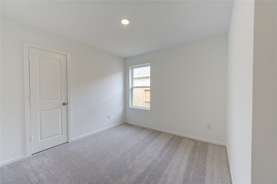 Third bedroom with versatile space