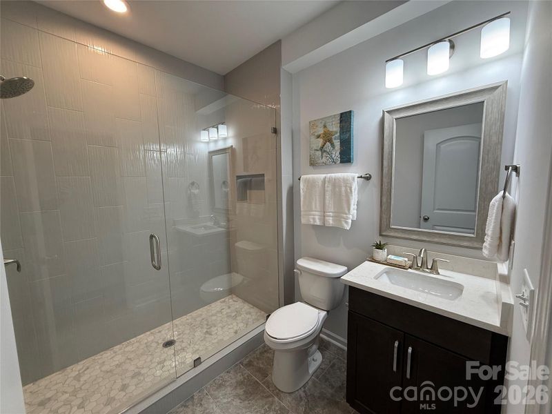 Furnished interior view inside a new home in , Gastonia (Image 21).