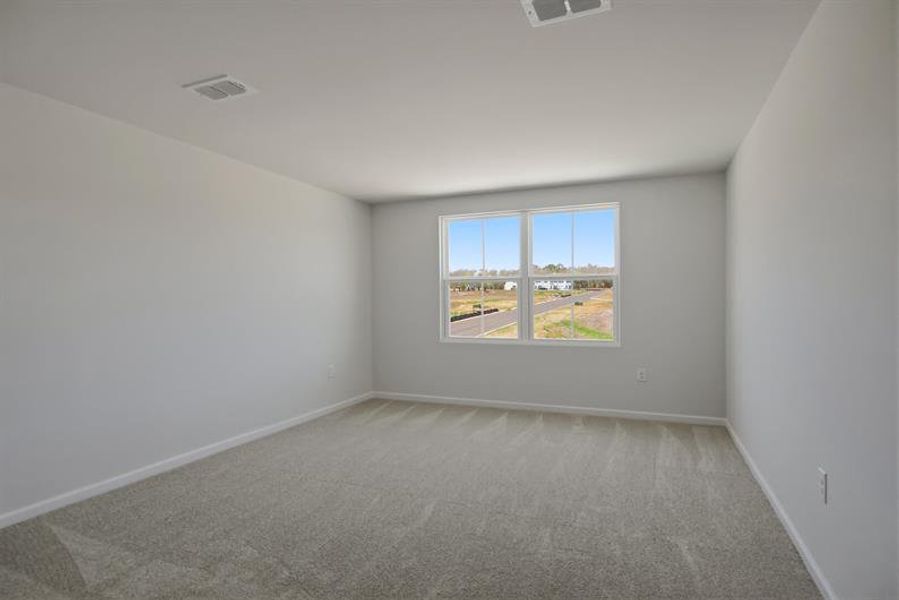 Spacious, unfurnished interior of a new home in Beech Glen, Anderson (Image 18).