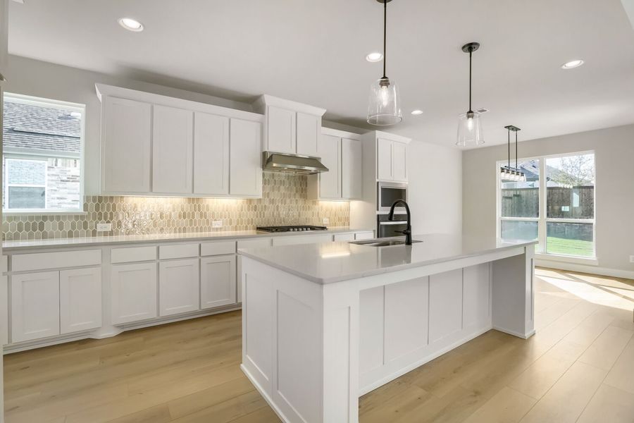 2613 Grinnel - Kitchen