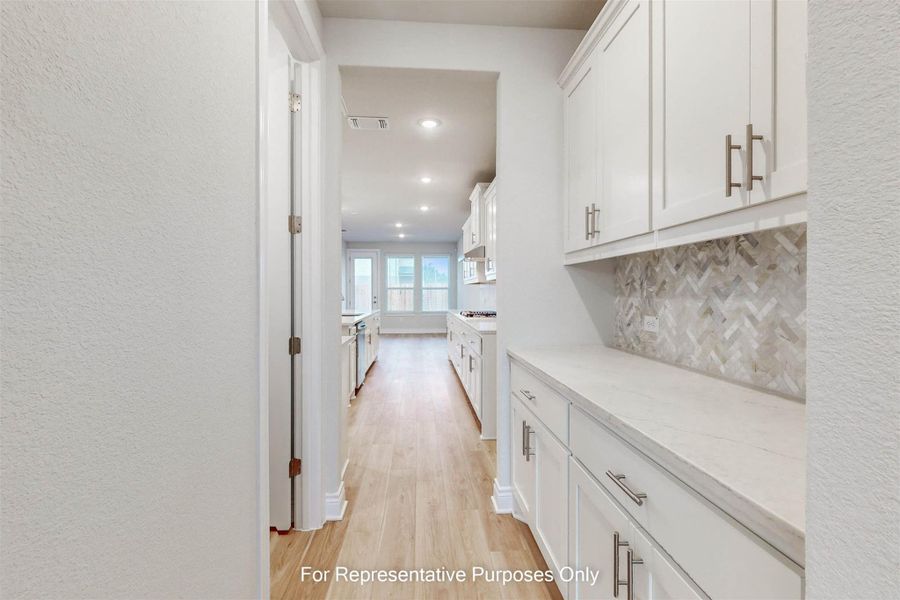 Furnished interior view inside a new home in Barksdale, Leander (Image 6).