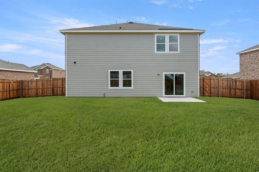 26. 813 Lexington - Back 26. 813 Lexington - Back