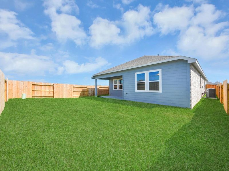 Exterior details and patio area of a home in Emberly, Beasley (Image 23).