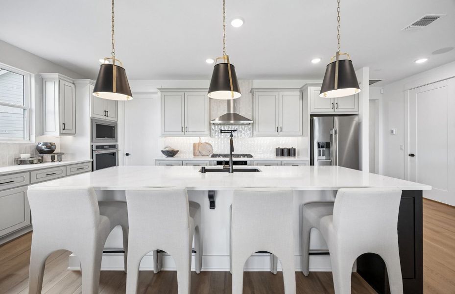 Representative furnished interior of a home built from the Palmary by Del Webb in Del Webb Sugar Land at Ryehill, Rosenberg (Image 6). Representative furnished interior of a home built from the Palmary by Del Webb in Del Webb Sugar Land at Ryehill, Rosenberg (Image 6).