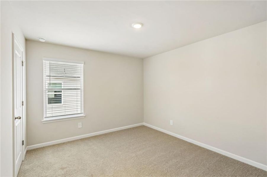 Spacious, unfurnished interior of a new home in Martin Springs - Reserve Series, Lawrenceville (Image 15).