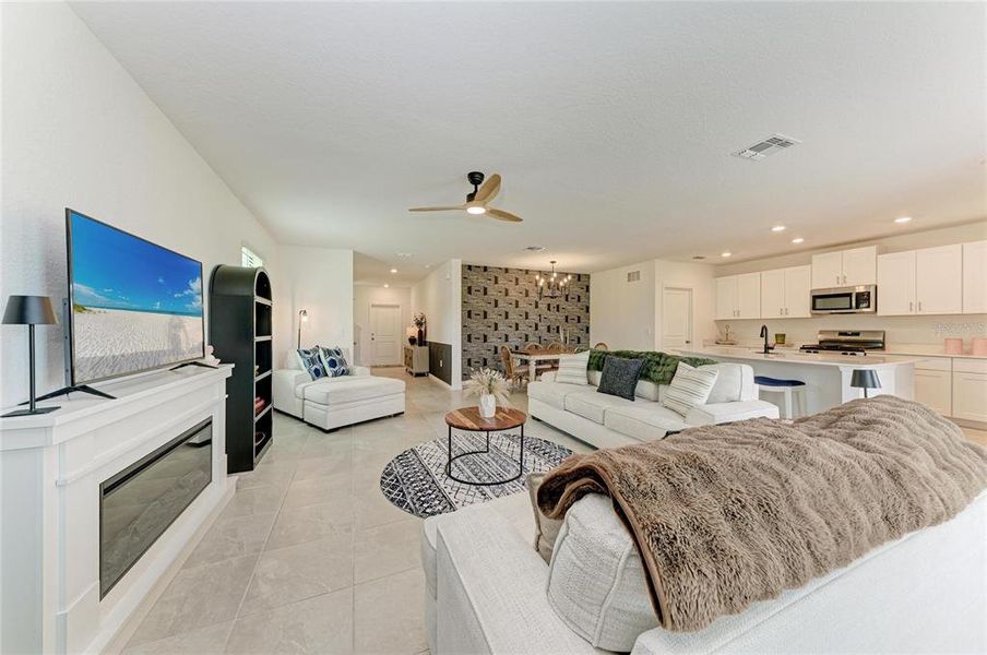 Furnished interior view inside a new home in , Sarasota (Image 50).