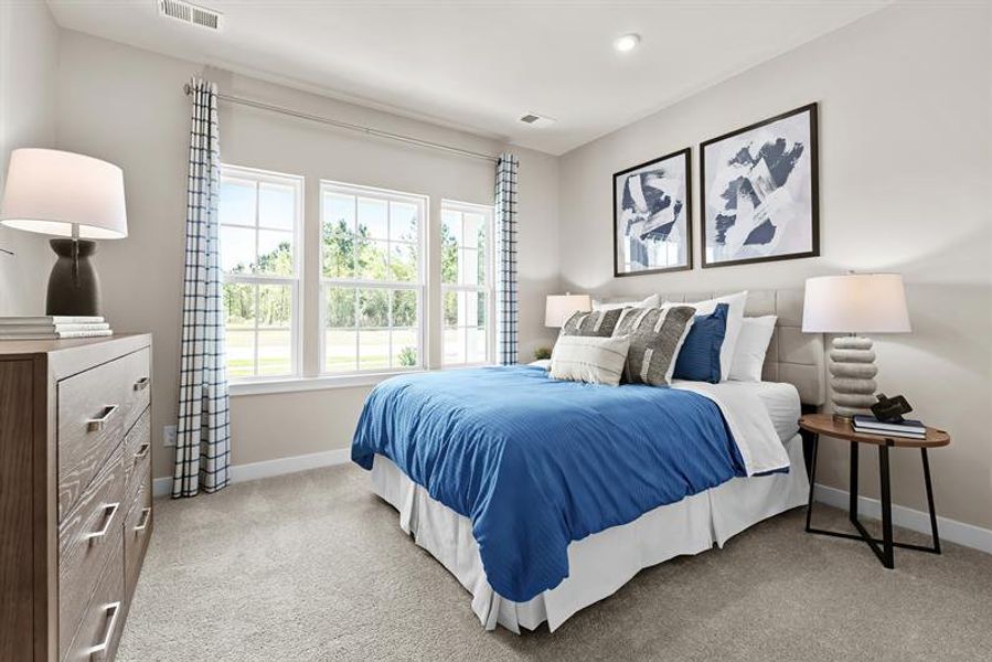 Representative furnished interior of a home built from the Palladio Ranch by Ryan Homes in Ravenfield, Charlotte (Image 45).