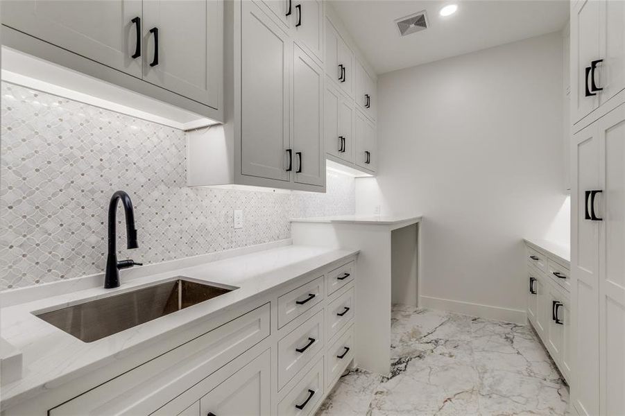 Furnished interior view inside a new home in , Dallas (Image 4).