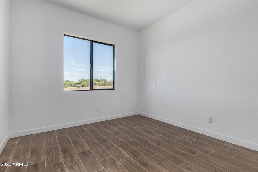 22 - 220th 22 - 220th