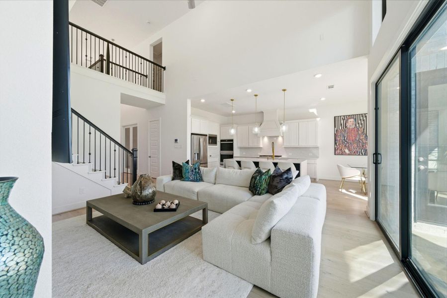 Furnished interior view inside a new home in Sienna, Missouri City (Image 18).