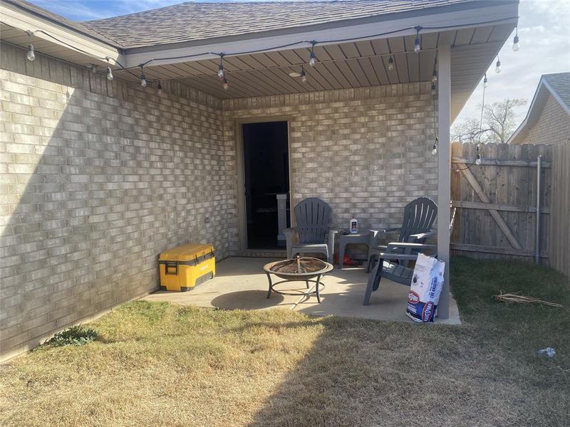 Exterior details and patio area of a home in , Lubbock (Image 3).