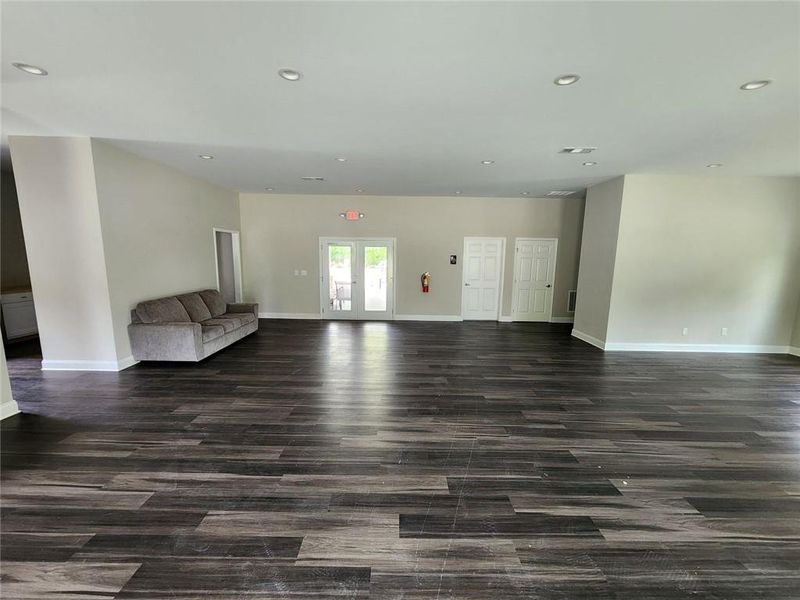 Spacious, unfurnished interior of a new home in The Oaks at Dawson, Dawsonville (Image 56). Spacious, unfurnished interior of a new home in The Oaks at Dawson, Dawsonville (Image 56).