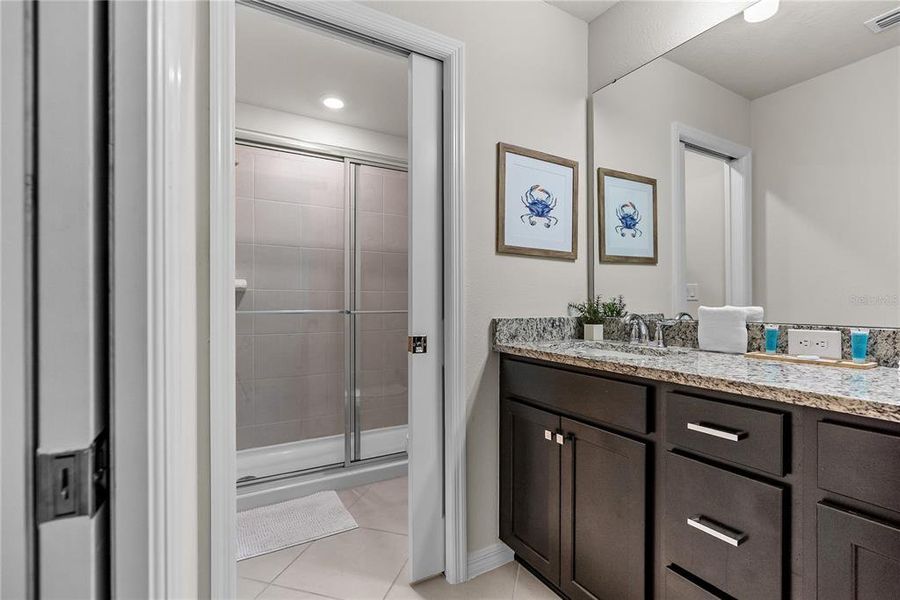 Furnished interior view inside a new home in Windsor Cay Resort, Clermont (Image 37).