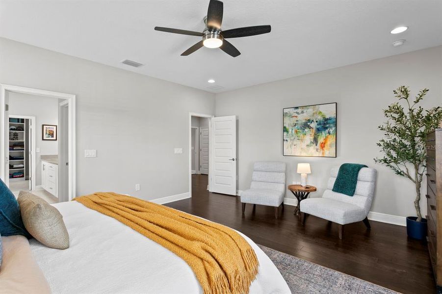 Furnished interior view inside a new home in , Tampa (Image 53). Furnished interior view inside a new home in , Tampa (Image 53).