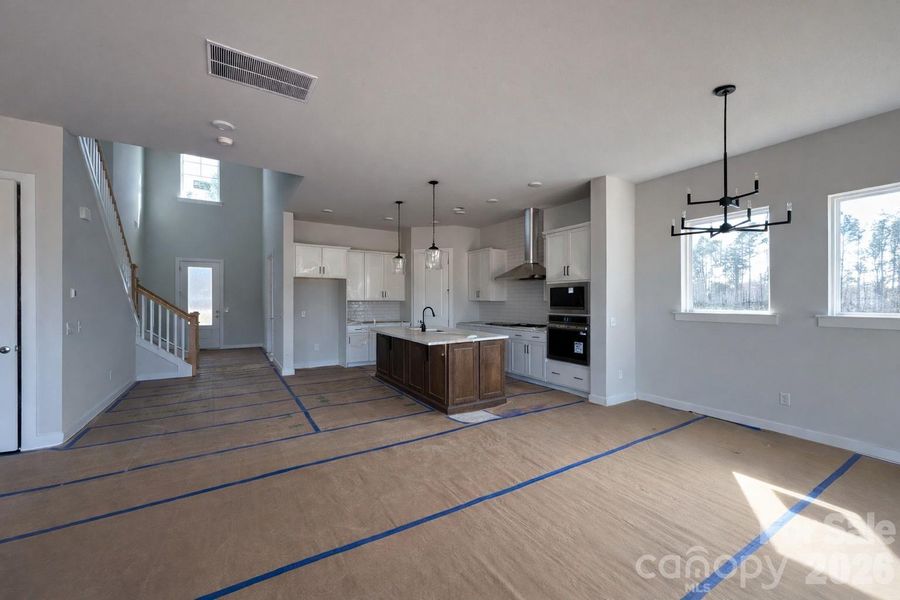 Beautiful Gourmet Kitchen and Open Floorplan Beautiful Gourmet Kitchen and Open Floorplan