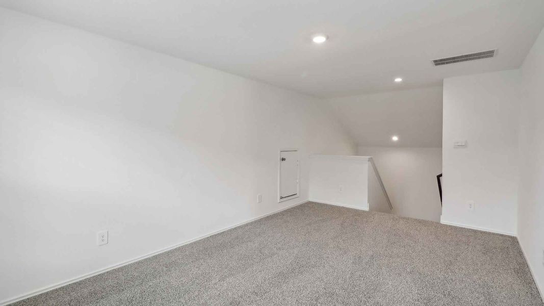 Spacious, unfurnished interior of a new home in Grand Pines, Magnolia (Image 27).