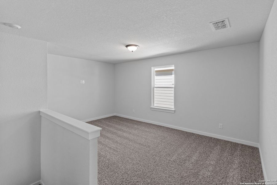 Spacious, unfurnished interior of a new home in Talley Fields, San Antonio (Image 20). Spacious, unfurnished interior of a new home in Talley Fields, San Antonio (Image 20).