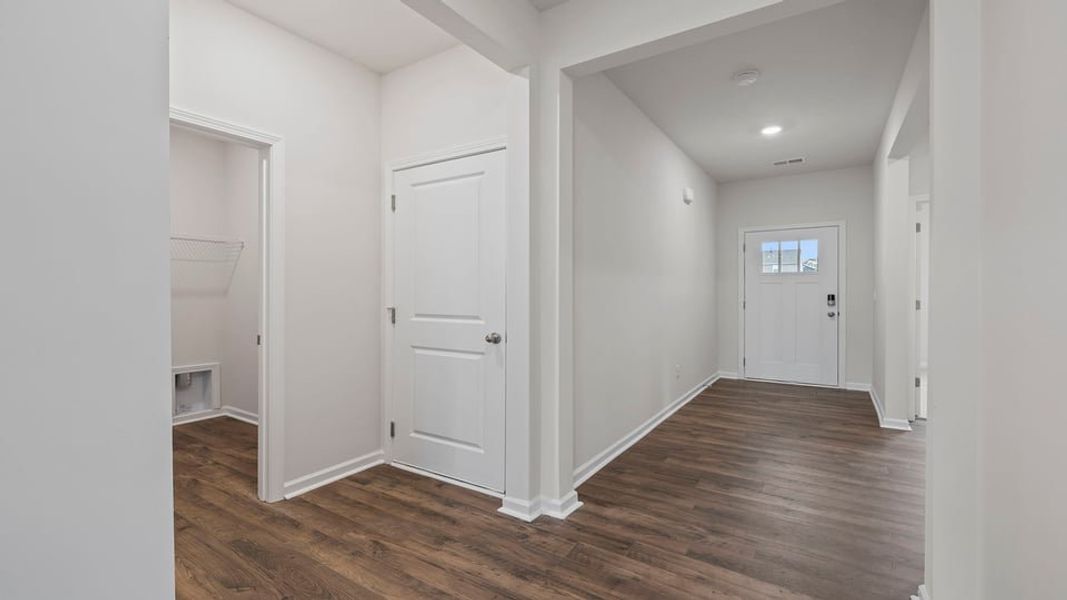 Spacious, unfurnished interior of a new home in Durbin Meadows Traditions, Fountain Inn (Image 20).