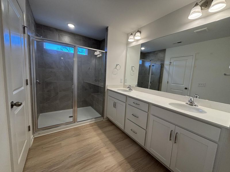 Furnished interior view inside a new home in CraigStone, Woodruff (Image 6). Furnished interior view inside a new home in CraigStone, Woodruff (Image 6).