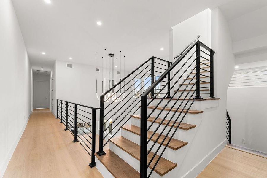 Spacious, unfurnished interior of a new home in , Dallas (Image 32).