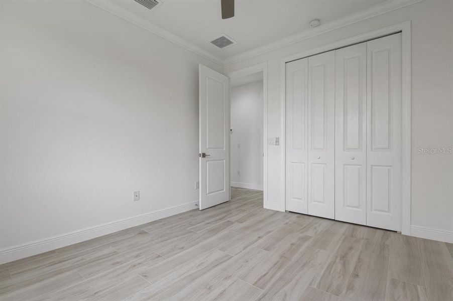 Spacious, unfurnished interior of a new home in , Punta Gorda (Image 18).
