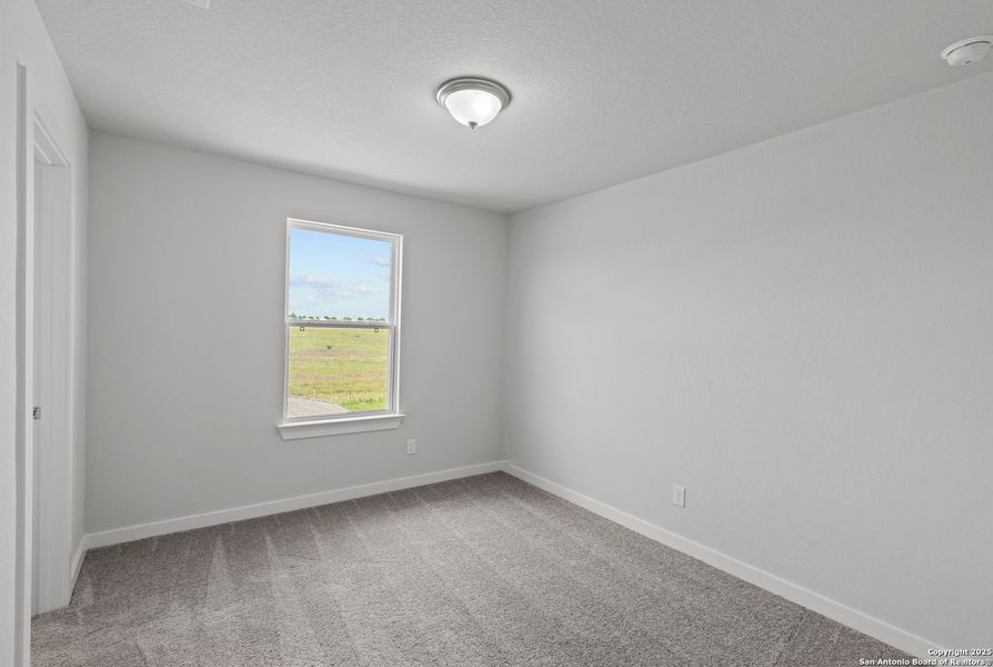 Image 11 of a home in Highland Ridge.