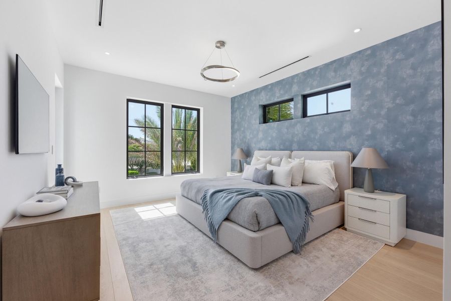 BEDROOM #4