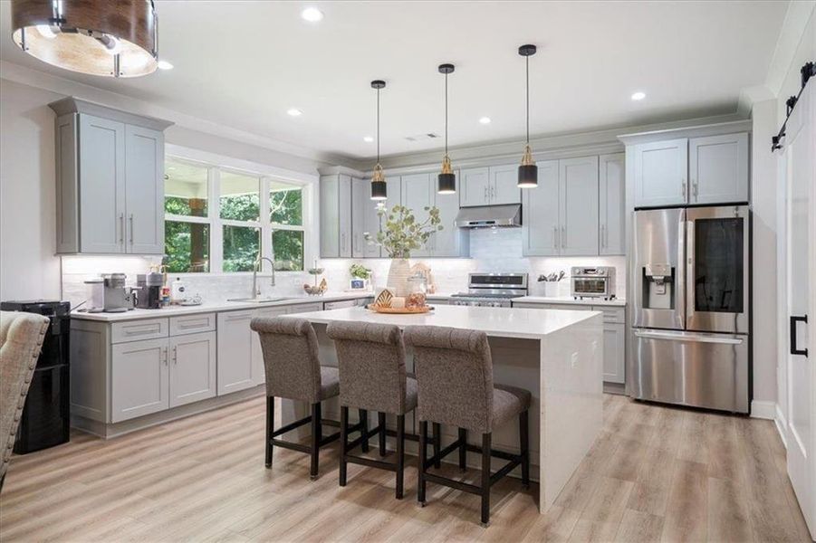 Furnished interior view inside a new home in , Acworth (Image 74).