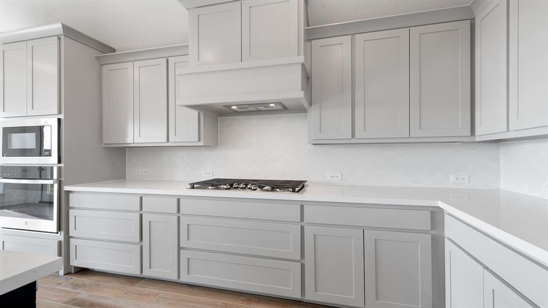 Furnished interior view inside a new home in Devonshire 55', Forney (Image 8).