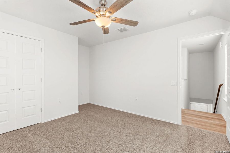 Spacious, unfurnished interior of a new home in , San Antonio (Image 13).