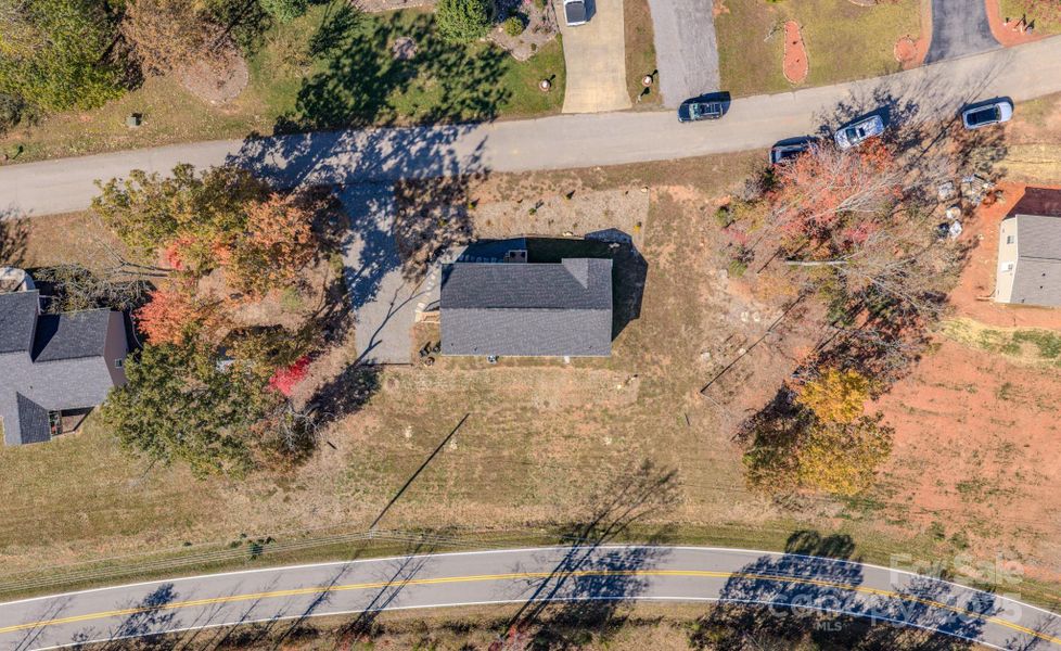 Image 32 of a home in .