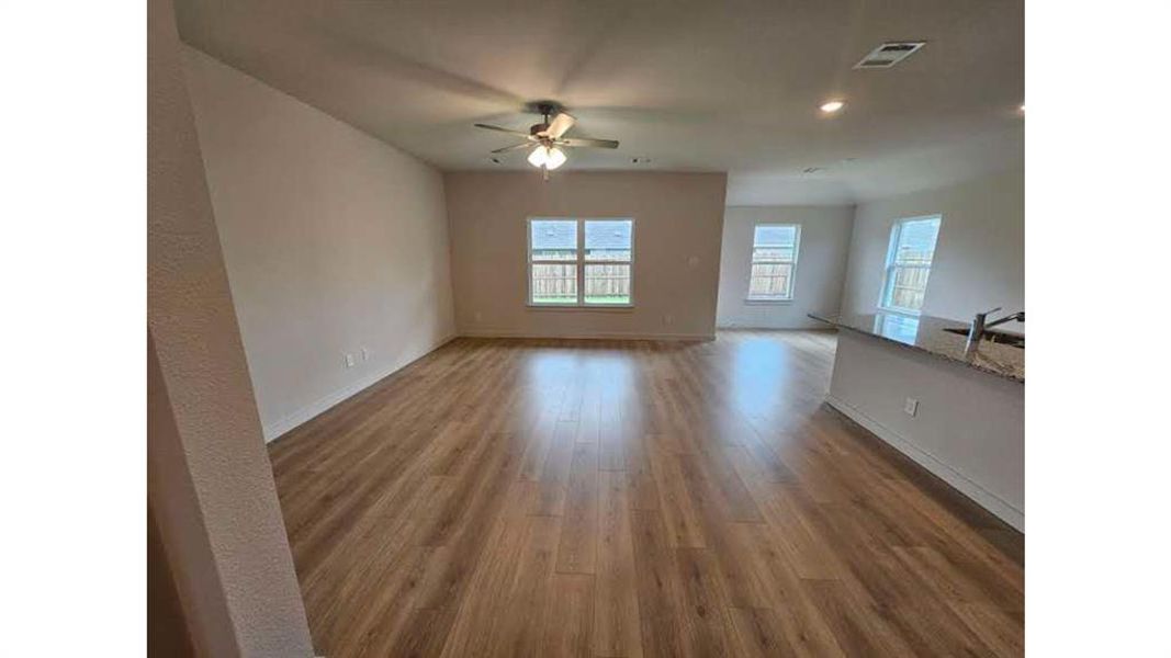 Spacious, unfurnished interior of a new home in Patriot Estates, Venus (Image 17). Spacious, unfurnished interior of a new home in Patriot Estates, Venus (Image 17).